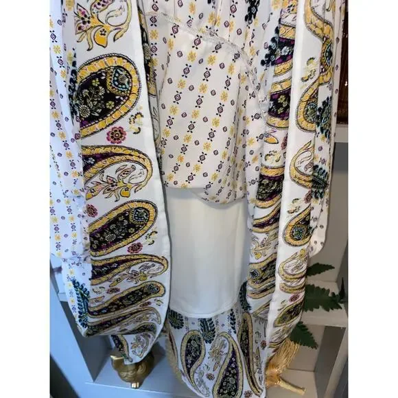 NWT CeCe Medium Lined Elastic Waist Ruffle Like Bottom Boho White Paisley Skirt - Picture 10 of 12